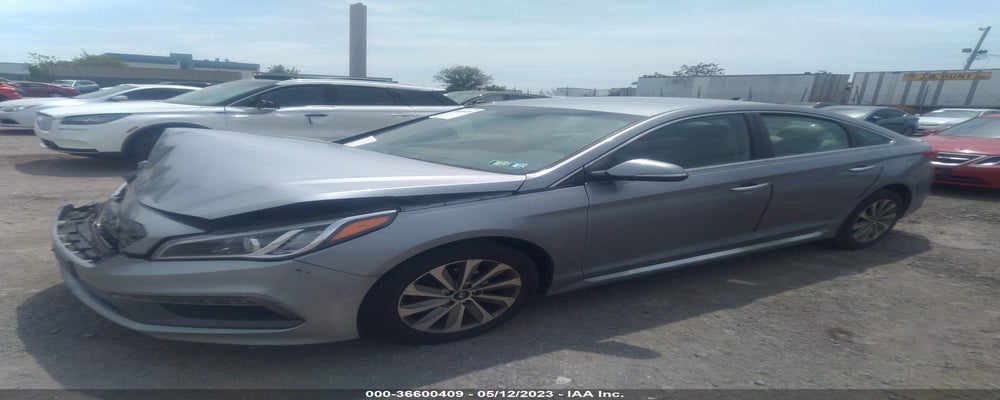 5NPE34AF3GH315704 2016 HYUNDAI SONATA photo no. 2