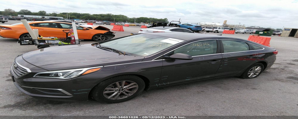 5NPE24AF2GH318984 2016 HYUNDAI SONATA photo no. 2