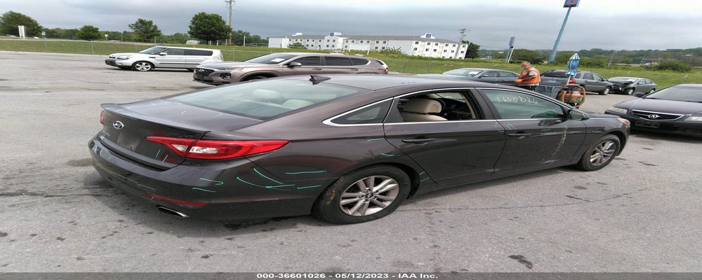 5NPE24AF2GH318984 2016 HYUNDAI SONATA photo no. 4