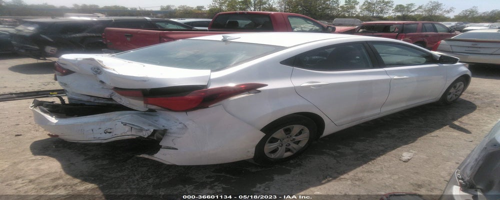 5NPDH4AE2GH752226 2016 HYUNDAI ELANTRA photo no. 4