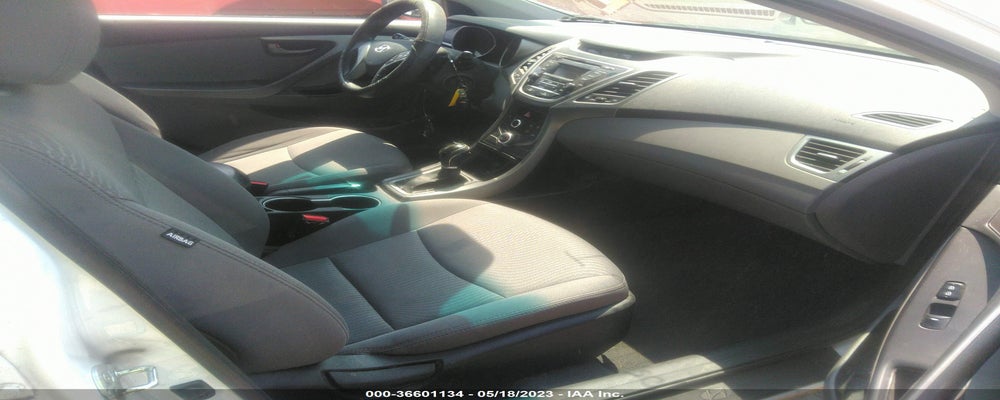 5NPDH4AE2GH752226 2016 HYUNDAI ELANTRA photo no. 5