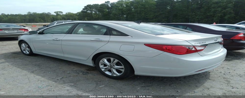 5NPEC4AC2DH653662 2013 HYUNDAI SONATA photo no. 3