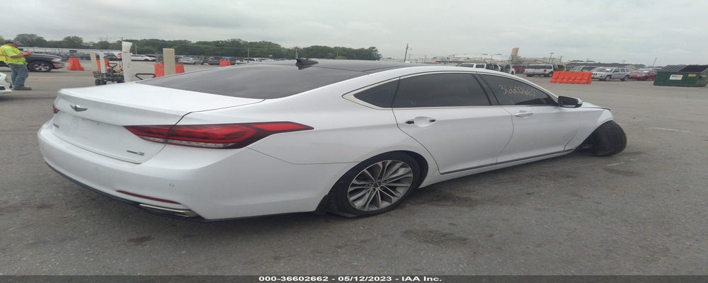 KMHGN4JE2FU102382 2015 HYUNDAI GENESIS photo no. 4