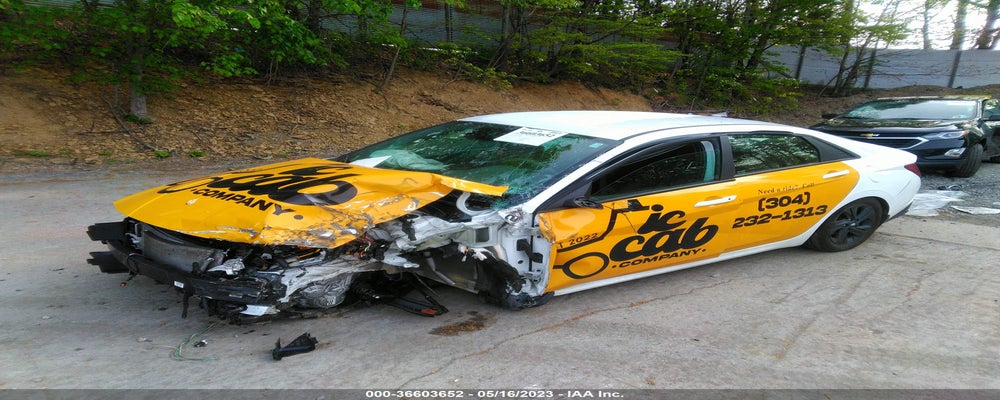 KMHLM4AJ0PU055160 2023 HYUNDAI ELANTRA photo no. 2