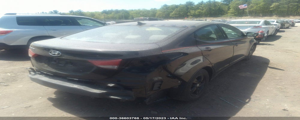 KMHDH4AE3FU389502 2015 HYUNDAI ELANTRA photo no. 4