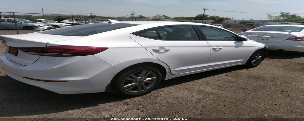 5NPD84LFXJH376520 2018 HYUNDAI ELANTRA photo no. 4