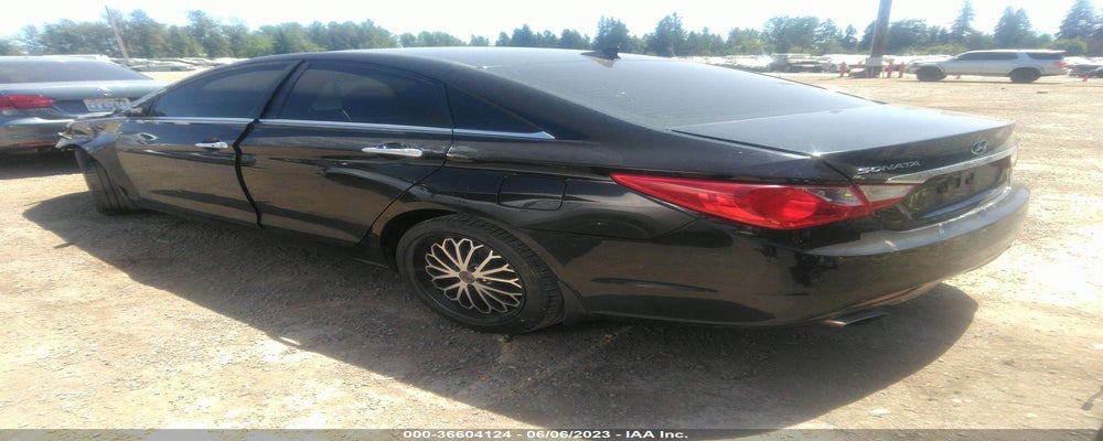 5NPEC4AC8BH103184 2011 HYUNDAI SONATA photo no. 3