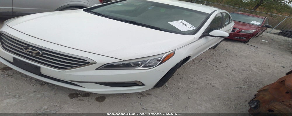 5NPE24AF2FH040781 2015 HYUNDAI SONATA photo no. 2