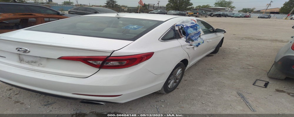 5NPE24AF2FH040781 2015 HYUNDAI SONATA photo no. 4