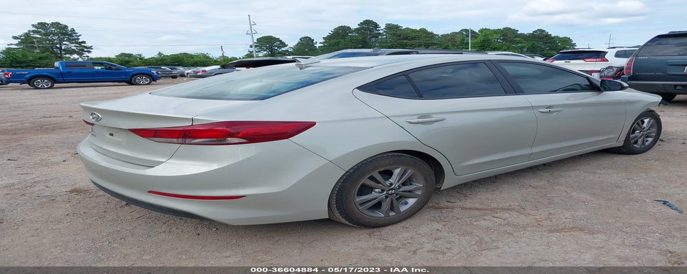 5NPD84LFXHH029120 2017 HYUNDAI ELANTRA photo no. 4