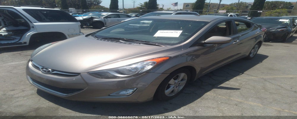 5NPDH4AE2DH370998 2013 HYUNDAI ELANTRA photo no. 2