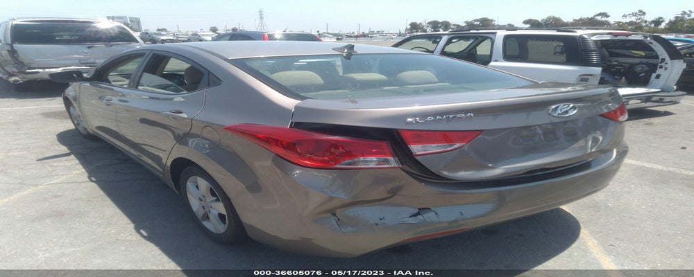 5NPDH4AE2DH370998 2013 HYUNDAI ELANTRA photo no. 3