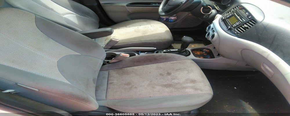 KMHCN4ACXAU474137 2010 HYUNDAI ACCENT photo no. 5