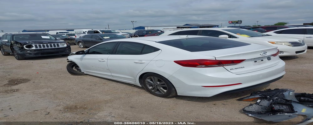 5NPD84LFXJH315958 2018 HYUNDAI ELANTRA photo no. 3