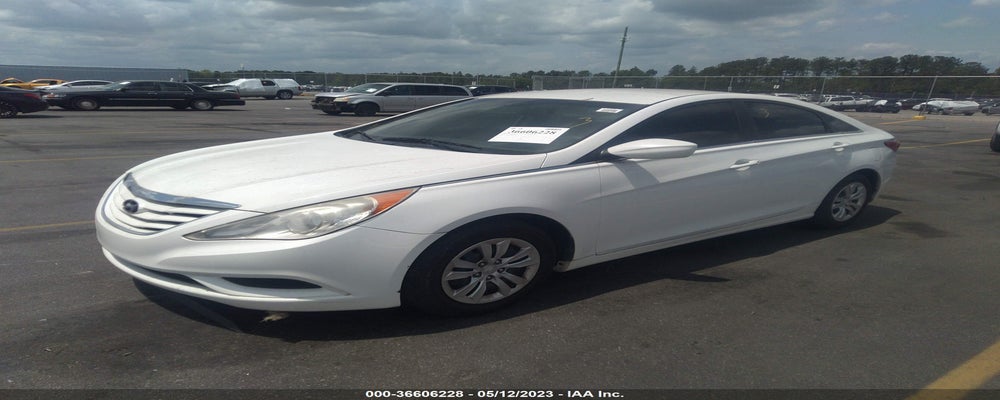 5NPEB4AC2BH210377 2011 HYUNDAI SONATA photo no. 2