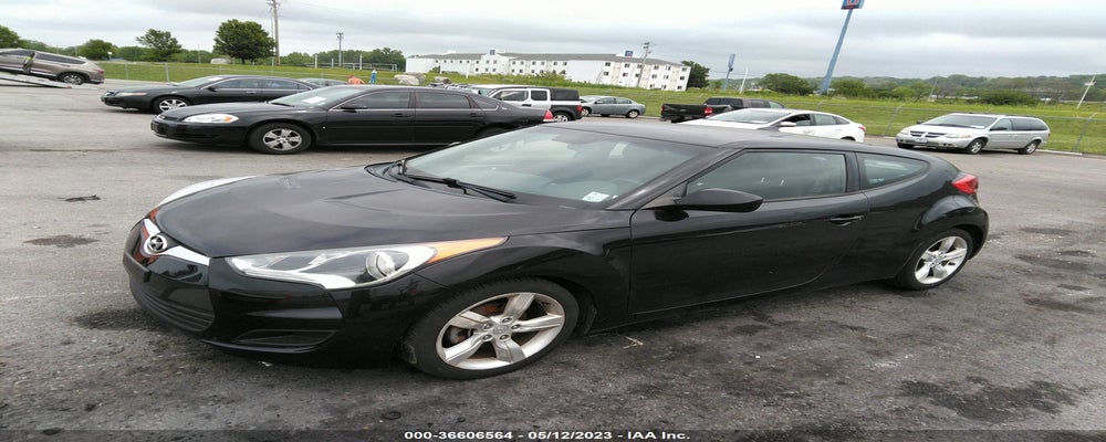 KMHTC6AD7DU129596 2013 HYUNDAI VELOSTER photo no. 2