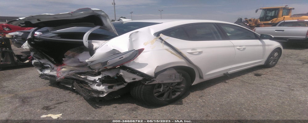 5NPD84LFXJH356591 2018 HYUNDAI ELANTRA photo no. 4