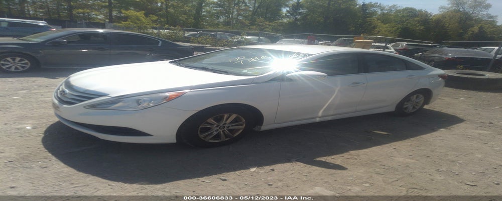 5NPEB4AC1EH890695 2014 HYUNDAI SONATA photo no. 2