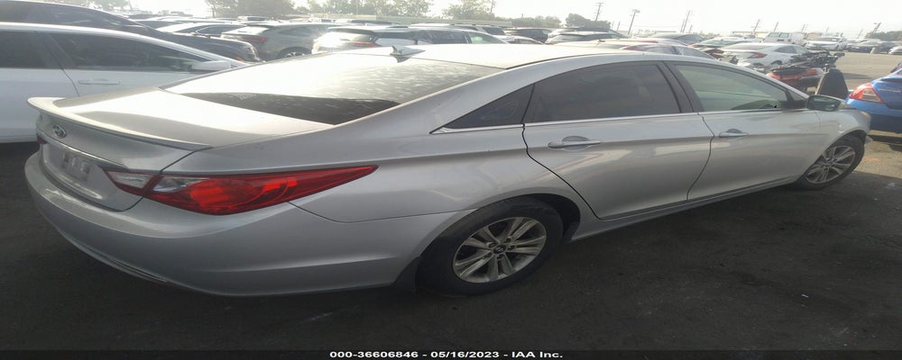 5NPEB4AC7DH759365 2013 HYUNDAI SONATA photo no. 4