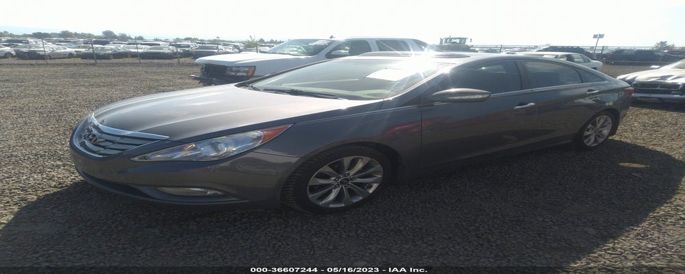 5NPEC4AB9BH212776 2011 HYUNDAI SONATA photo no. 2