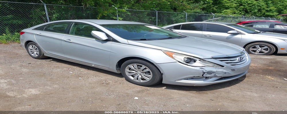 5NPEB4AC3BH040451 2011 HYUNDAI SONATA photo no. 16