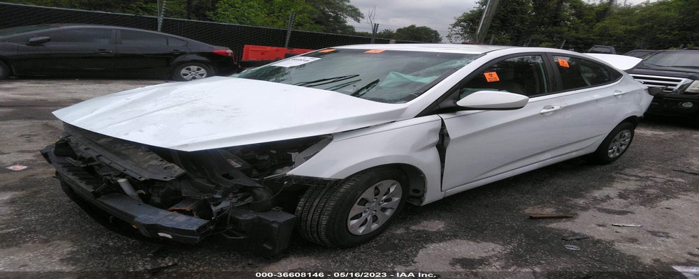 KMHCT4AE6HU238523 2017 HYUNDAI ACCENT photo no. 2