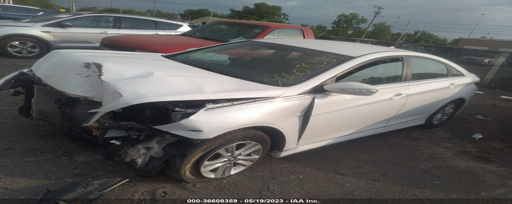 5NPEB4AC1EH858300 2014 HYUNDAI SONATA photo no. 2