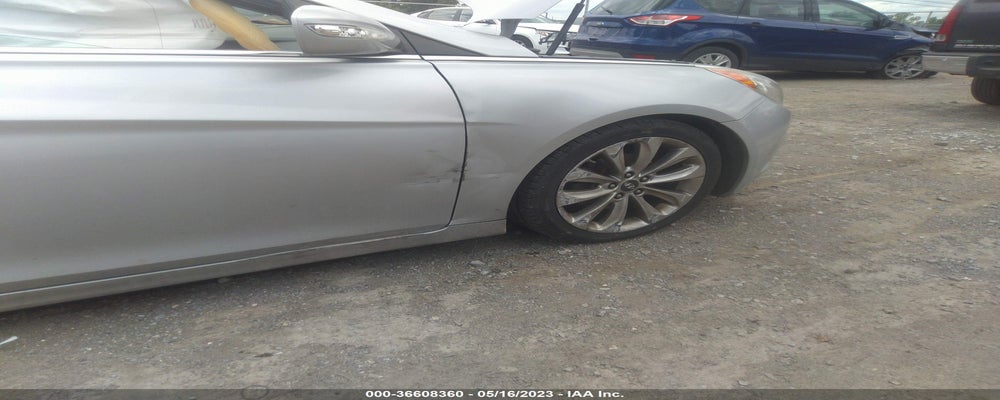 5NPEC4AB1BH180034 2011 HYUNDAI SONATA photo no. 6