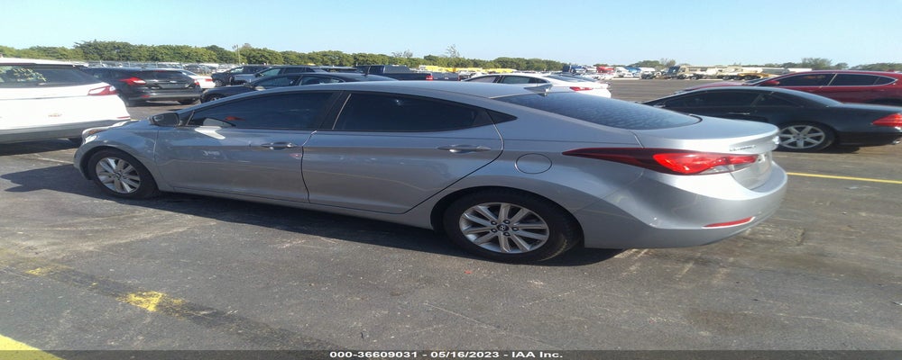 5NPDH4AE9FH547145 2015 HYUNDAI ELANTRA photo no. 3