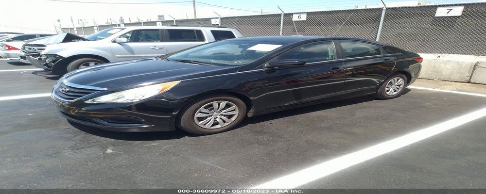 5NPEB4AC6BH004947 2011 HYUNDAI SONATA photo no. 2