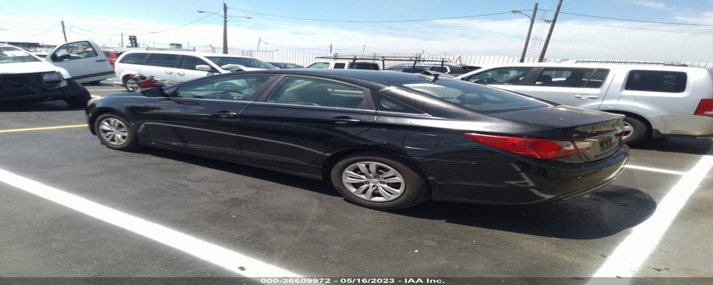 5NPEB4AC6BH004947 2011 HYUNDAI SONATA photo no. 3