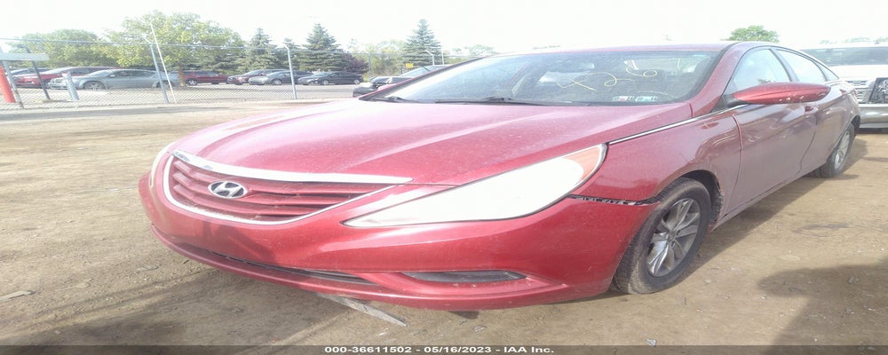 5NPEB4AC4BH214267 2011 HYUNDAI SONATA photo no. 2