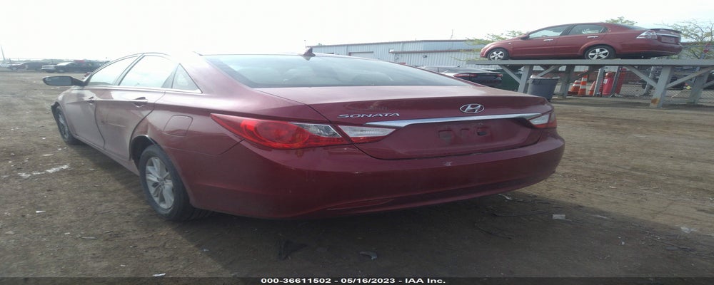 5NPEB4AC4BH214267 2011 HYUNDAI SONATA photo no. 3