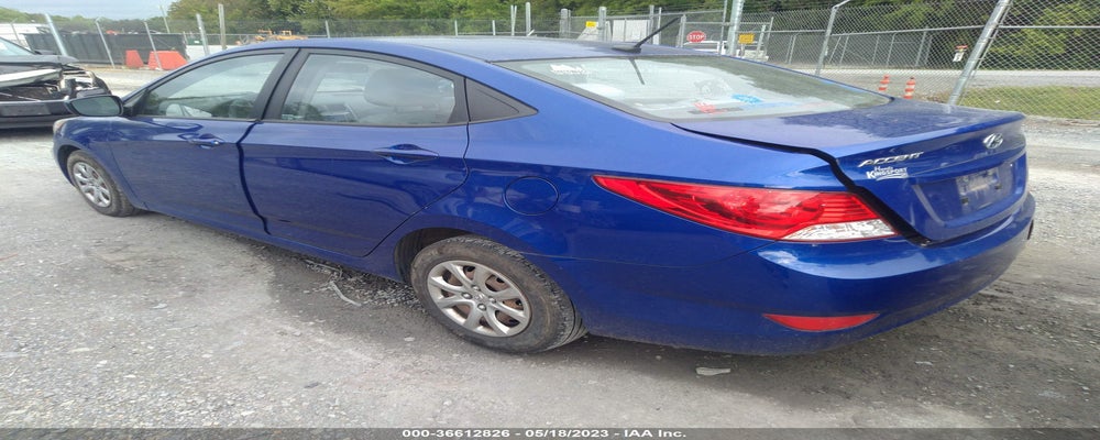 kmhct4ae9du557618 2013 HYUNDAI ACCENT photo no. 3