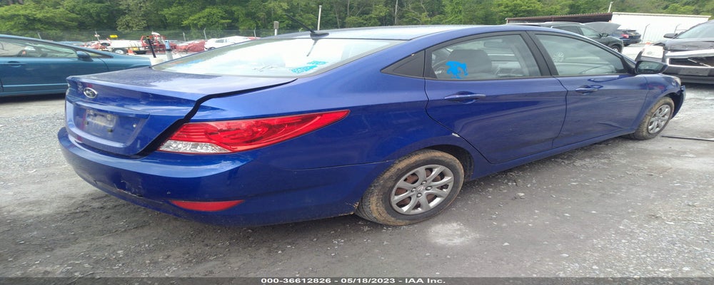 kmhct4ae9du557618 2013 HYUNDAI ACCENT photo no. 4