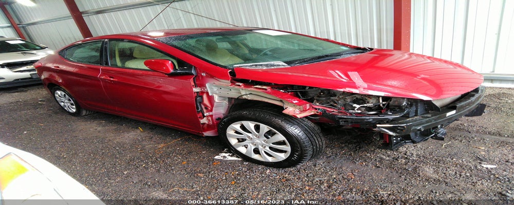 5NPDH4AEXDH201361 2013 HYUNDAI ELANTRA photo no. 4
