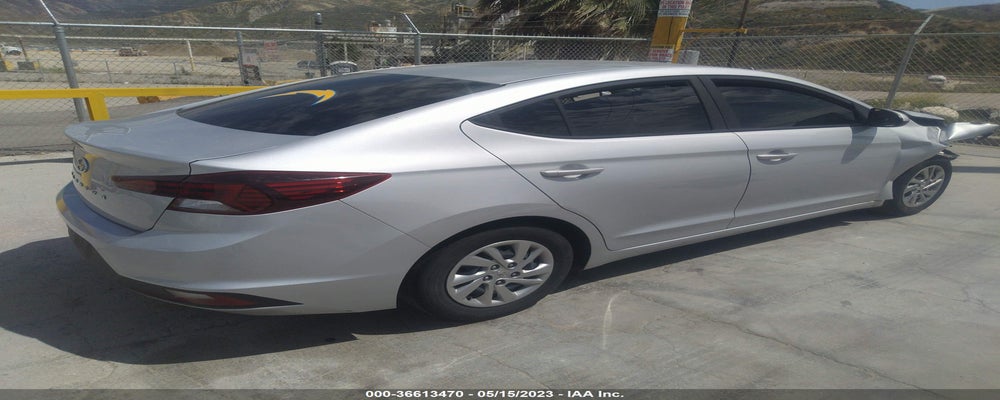 KMHD74LF4KU861998 2019 HYUNDAI ELANTRA photo no. 4