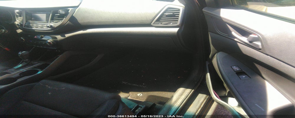 KM8J3CA25GU129296 2016 HYUNDAI TUCSON photo no. 5