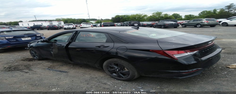 KMHLM4AG0NU328518 2022 HYUNDAI ELANTRA photo no. 3