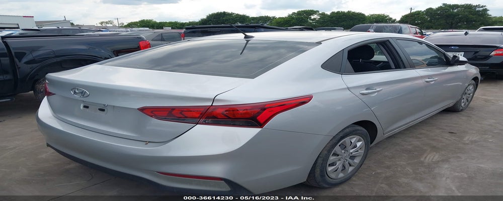 3KPC24A3XKE068758 2019 HYUNDAI ACCENT photo no. 4