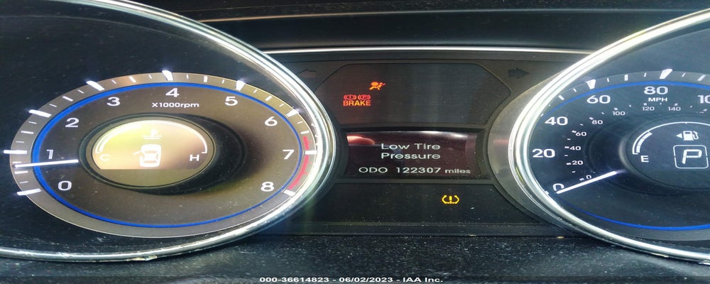 5NPEC4AC8BH121734 2011 HYUNDAI SONATA photo no. 7