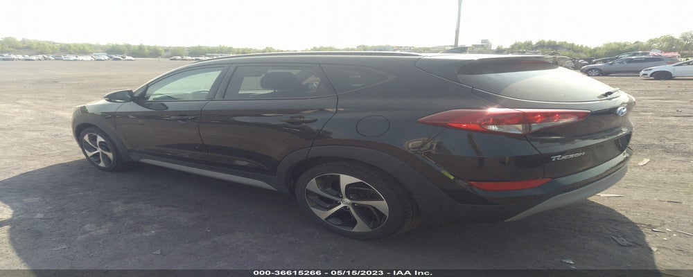 KM8J3CA29JU797688 2018 HYUNDAI TUCSON photo no. 3