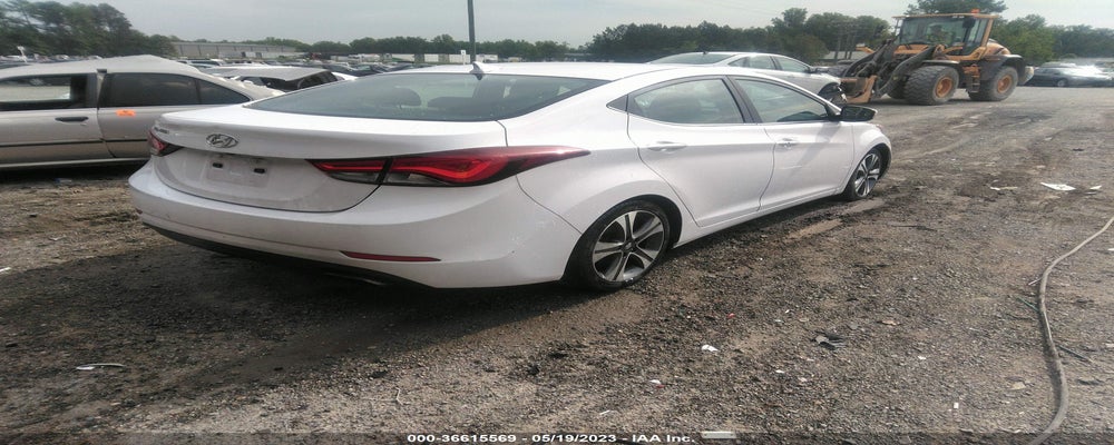 KMHDH4AH1FU371929 2015 HYUNDAI ELANTRA photo no. 4