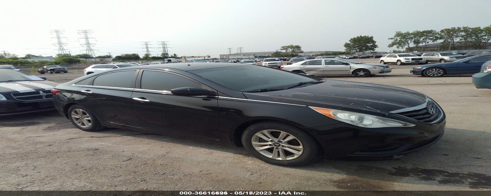 5NPEB4ACXCH321180 2012 HYUNDAI SONATA photo no. 12