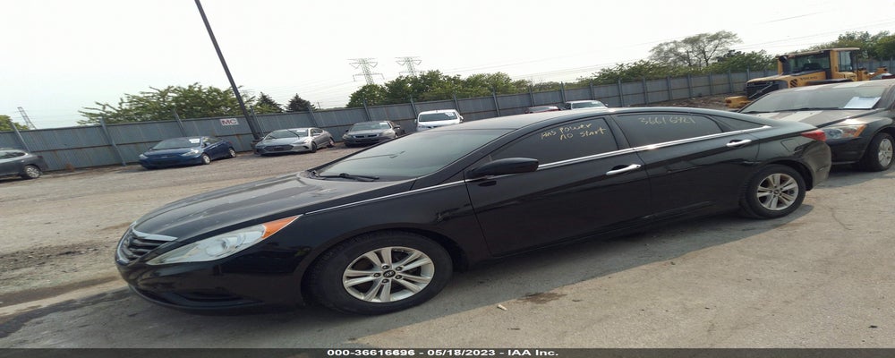 5NPEB4ACXCH321180 2012 HYUNDAI SONATA photo no. 2