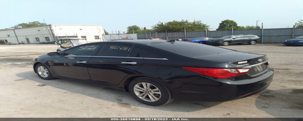 5NPEB4ACXCH321180 2012 HYUNDAI SONATA photo no. 3