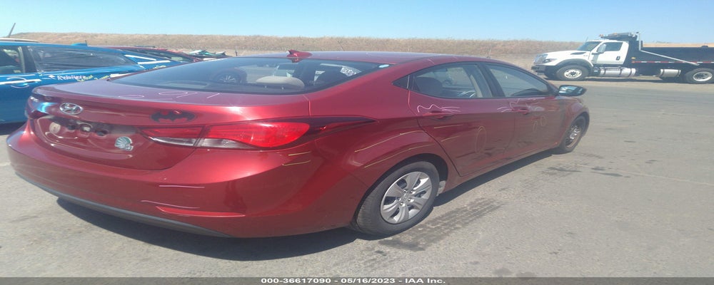 5NPDH4AE5GH761843 2016 HYUNDAI ELANTRA photo no. 4