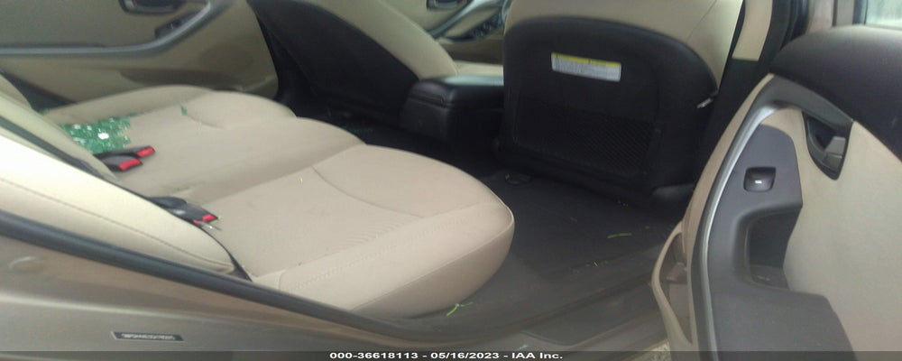 5NPDH4AE0GH785015 2016 HYUNDAI ELANTRA photo no. 8