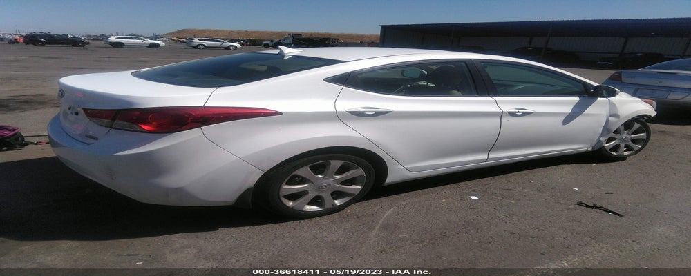 5NPDH4AEXDH253976 2013 HYUNDAI ELANTRA photo no. 4