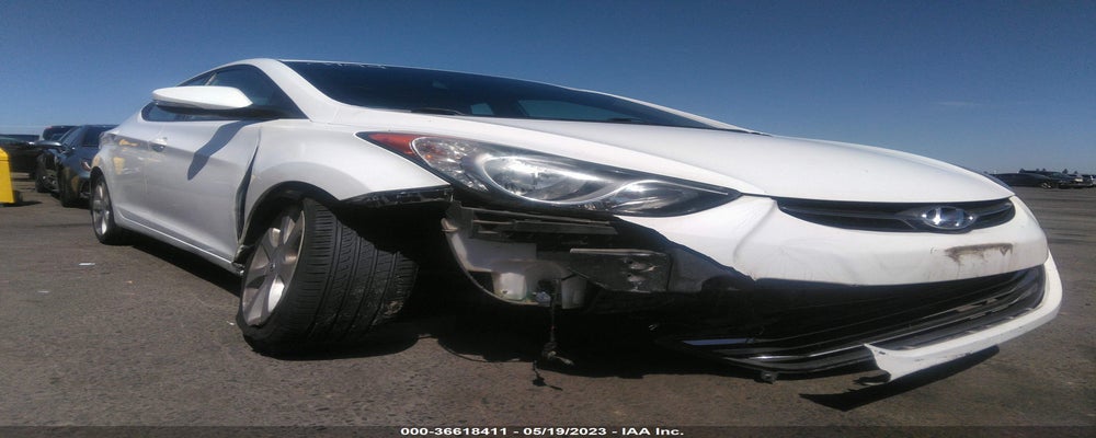 5NPDH4AEXDH253976 2013 HYUNDAI ELANTRA photo no. 6